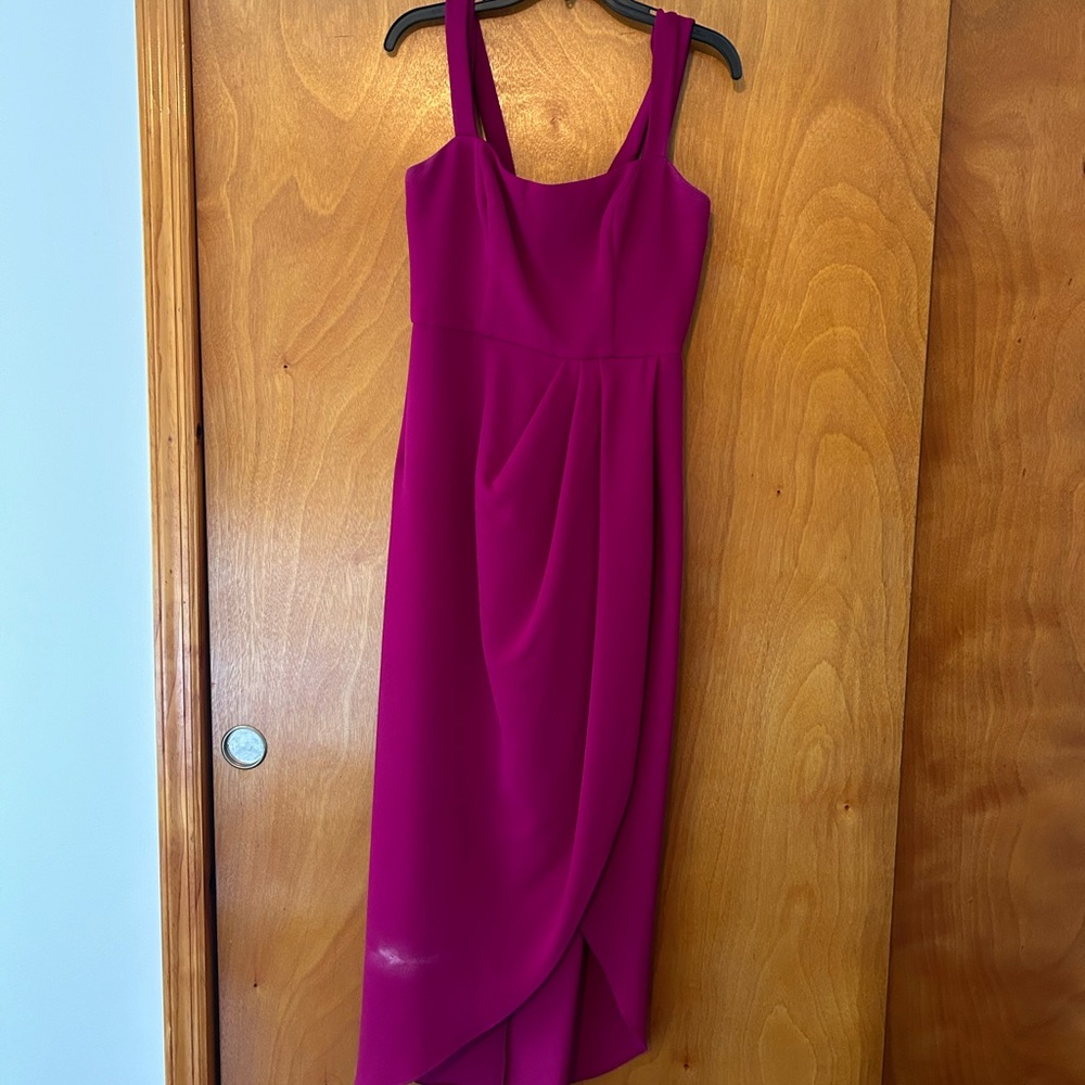 Selling a party dress, wore it once good condition